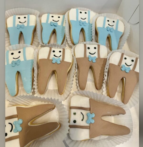 Baby Girl Tooth Cookie