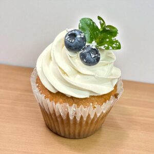 Berry Cup Cake